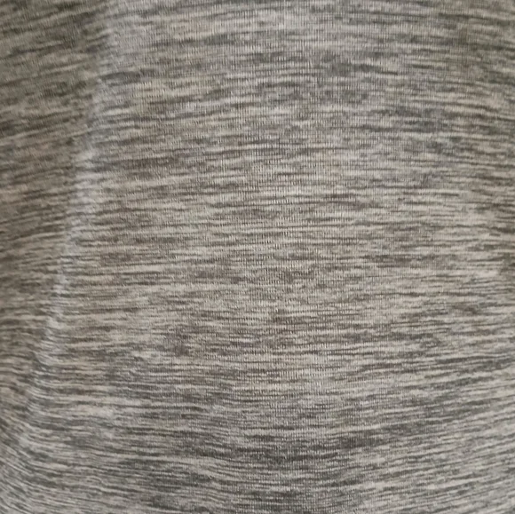 The North Face Long Sleeved Shirt‎ - Picture 3 of 8